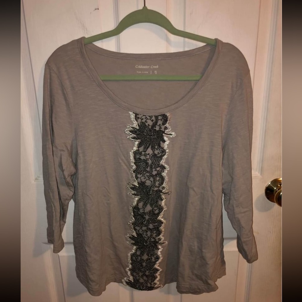 Women’s Coldwater Creek gray shirt SIZE XL